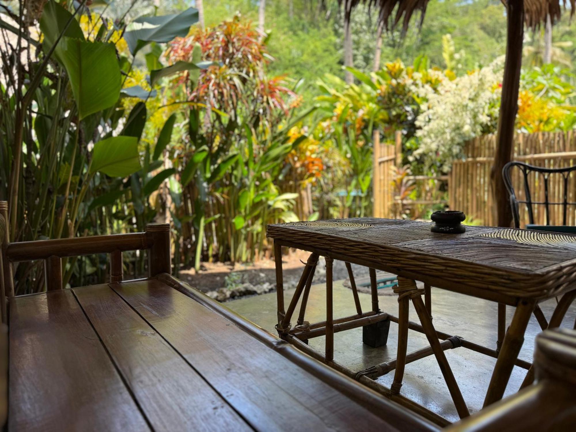 Rnv Eco Resort Bungalows Batukaras Exteriör bild