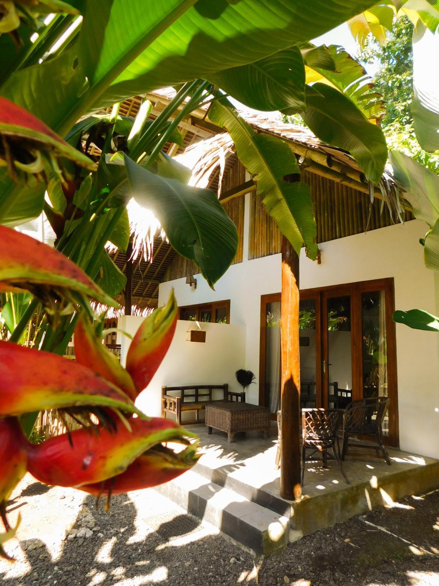 Rnv Eco Resort Bungalows Batukaras Exteriör bild