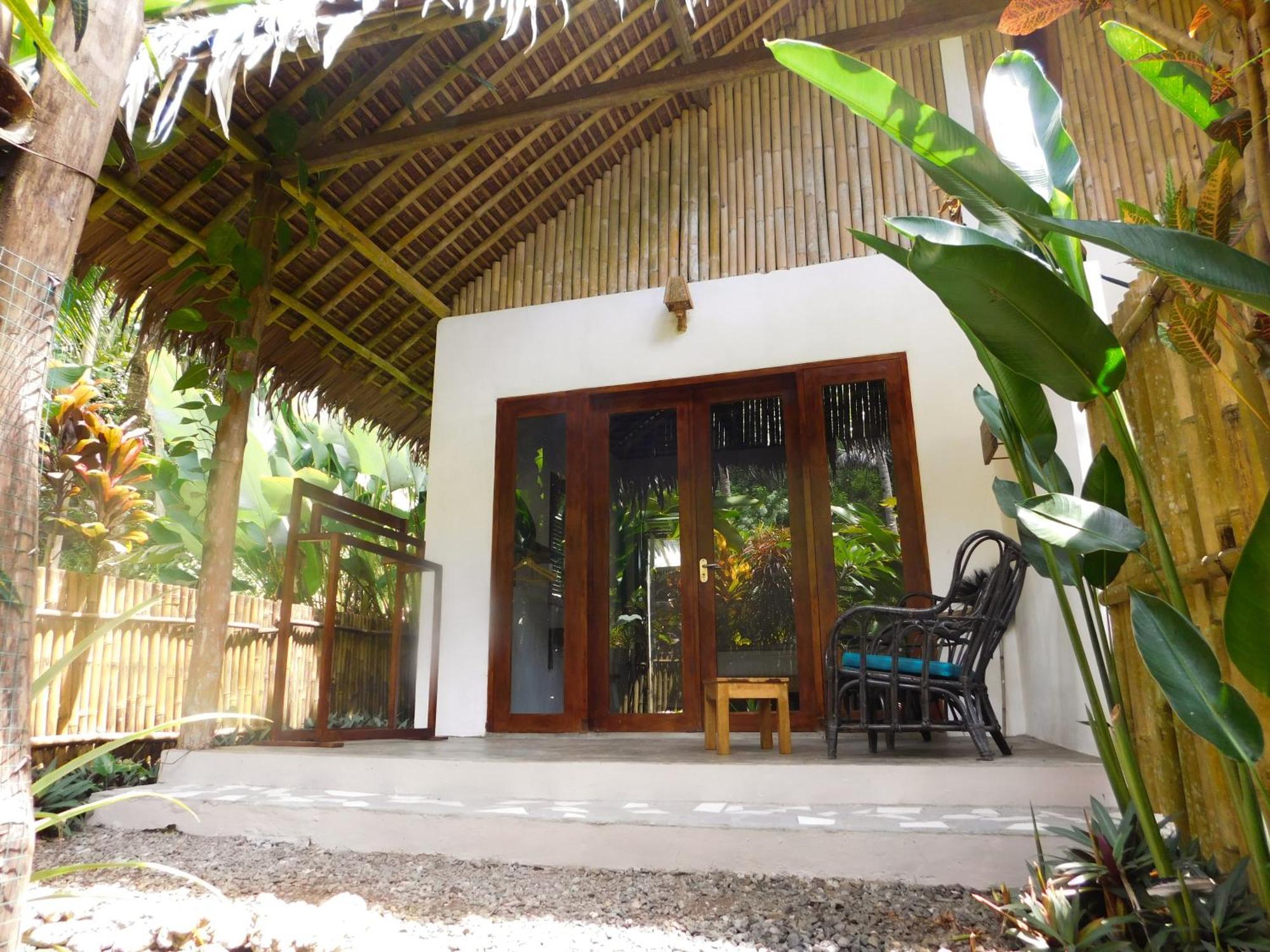 Rnv Eco Resort Bungalows Batukaras Exteriör bild