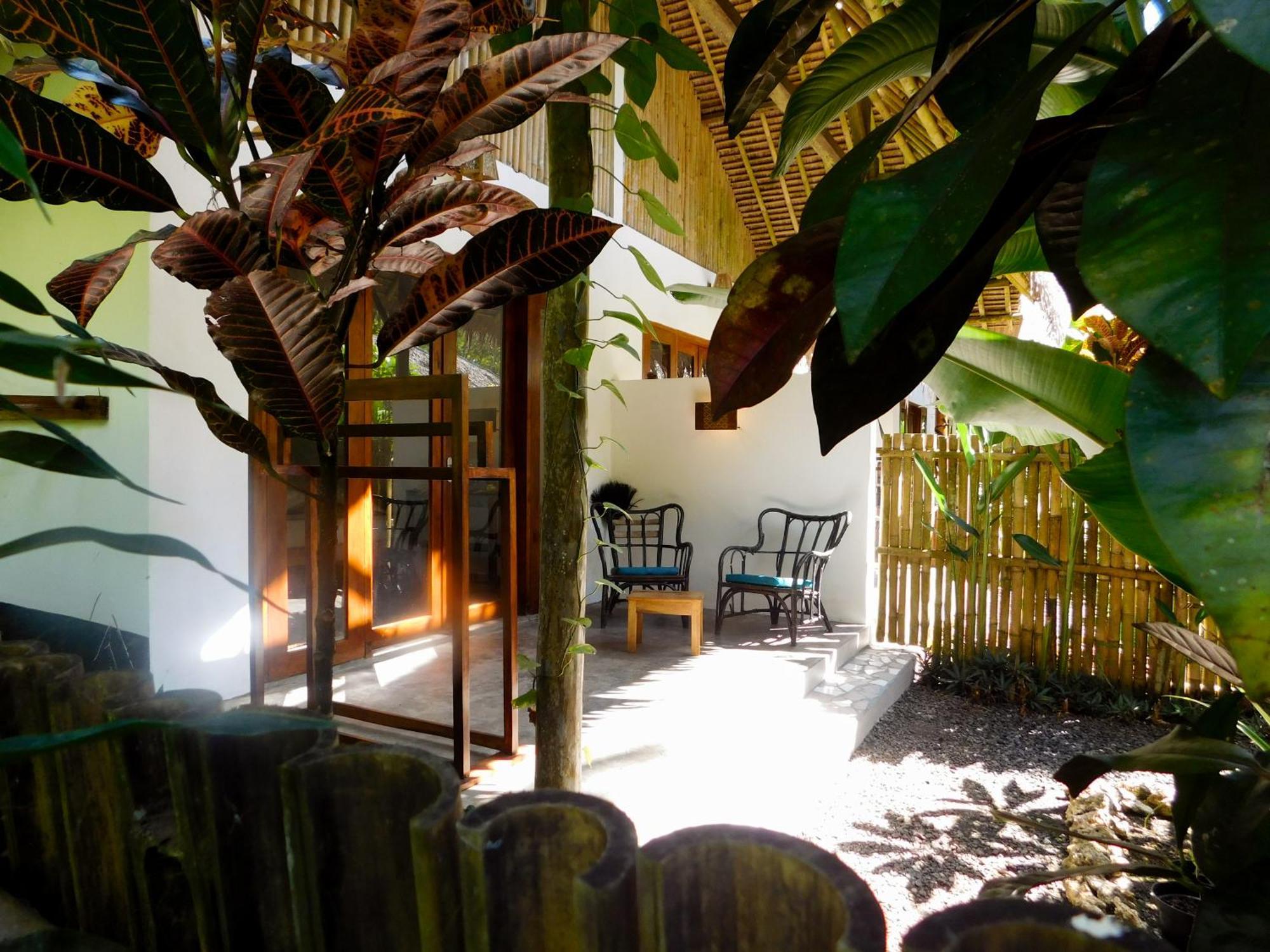 Rnv Eco Resort Bungalows Batukaras Exteriör bild
