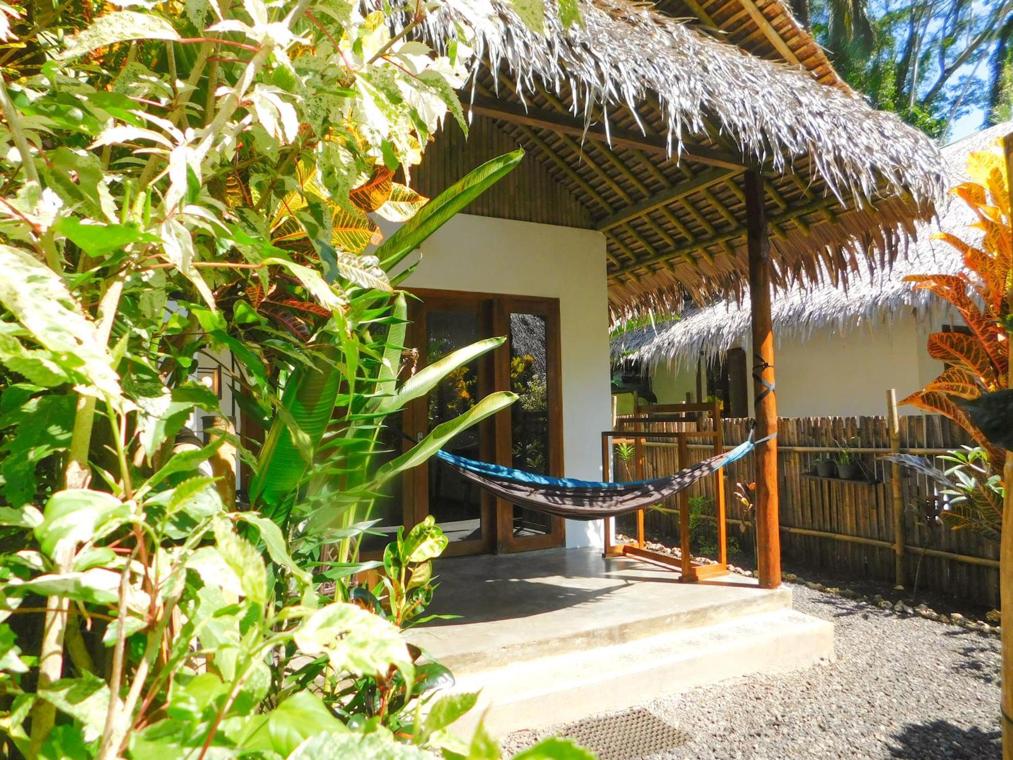 Rnv Eco Resort Bungalows Batukaras Exteriör bild